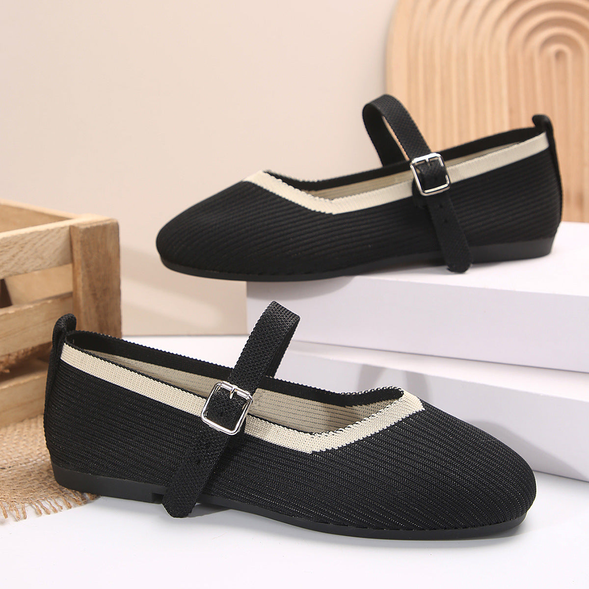 Flat Flying Woven Square Toe Low-cut Shoes