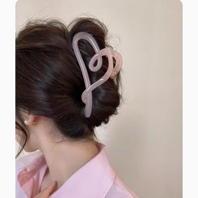 Elegant Matte Black Heart-shaped Hair Clip For The Back Of The Head