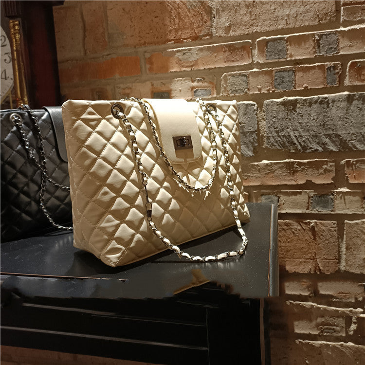 Simple Texture Messenger Female Niche Design Shoulder Bag