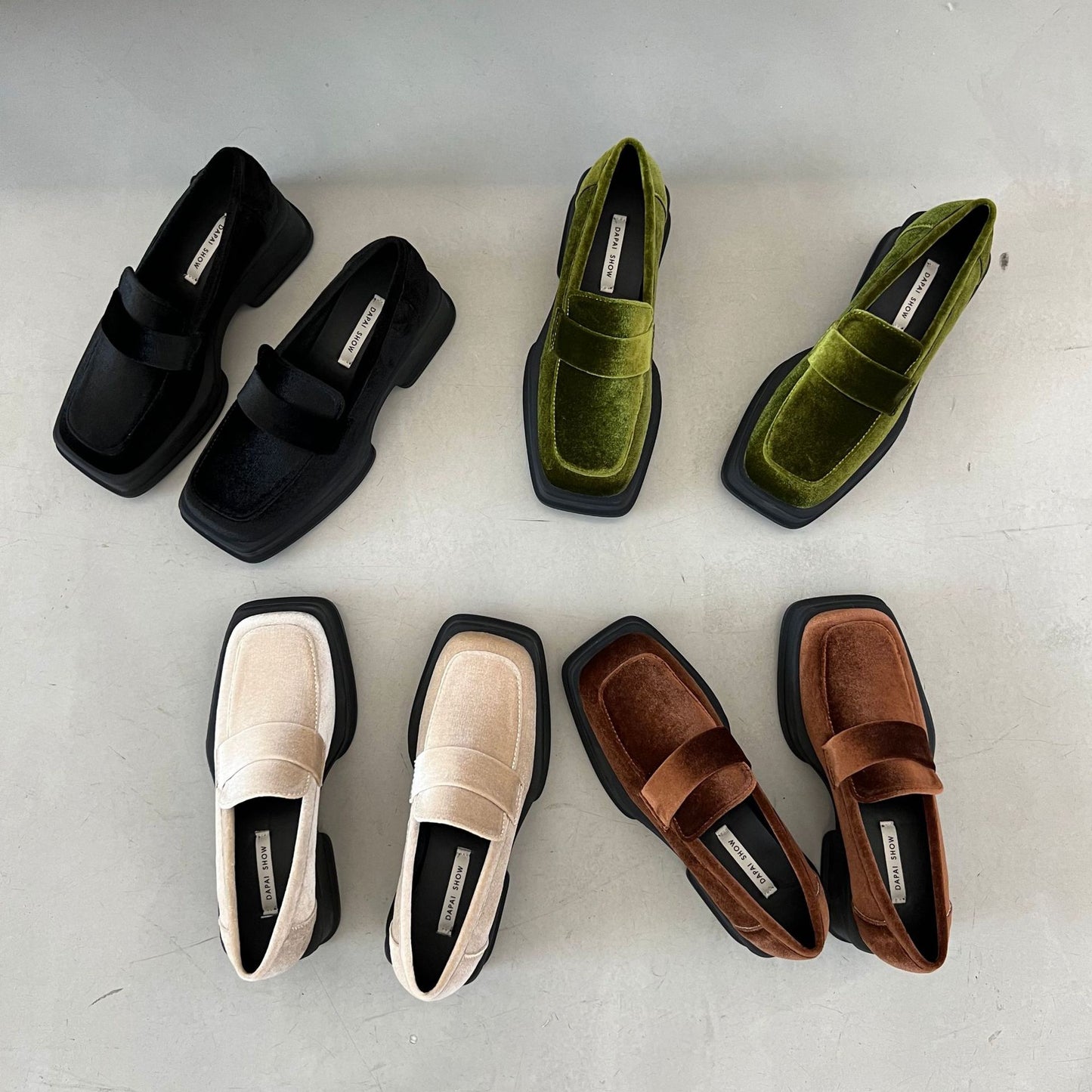 British Style Vintage Guld Fløjl Chunky Hæl Plateau Loafers til Kvinder