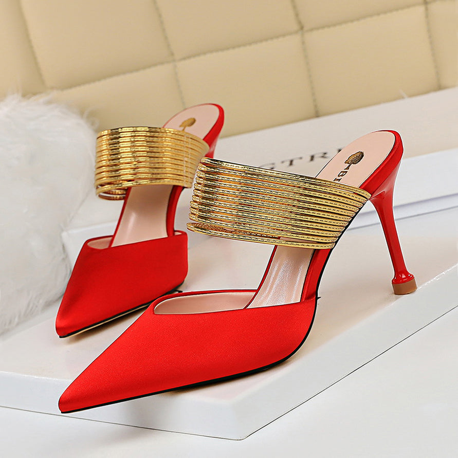 Women Wear Half Slippers With A Stiletto Heel In Summer