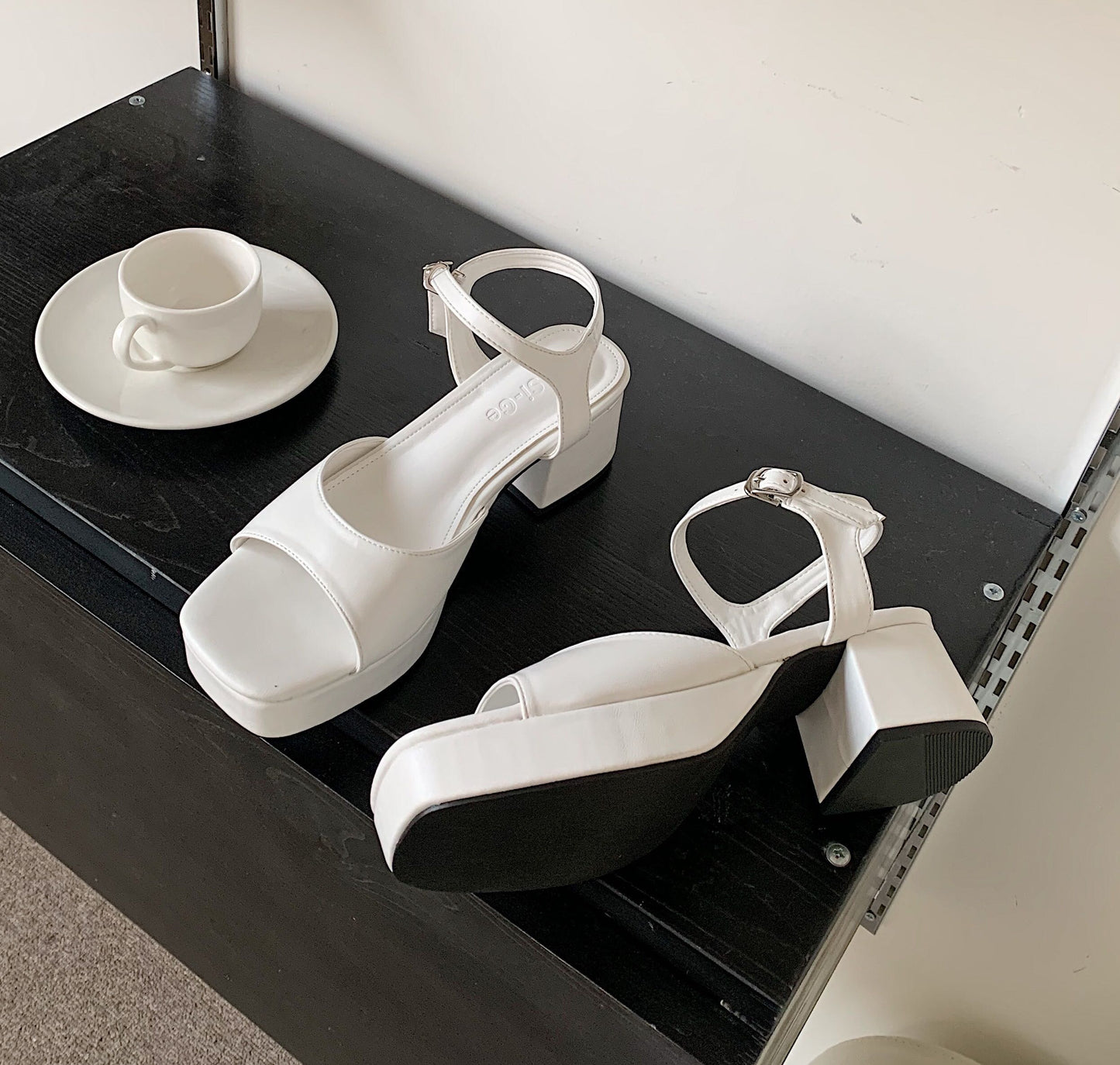 Comfortable Chunky High-heeled Student Sandals
