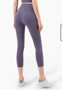 New Fitness Yoga No T-line Nude High-waist Beautiful Buttocks Cropped