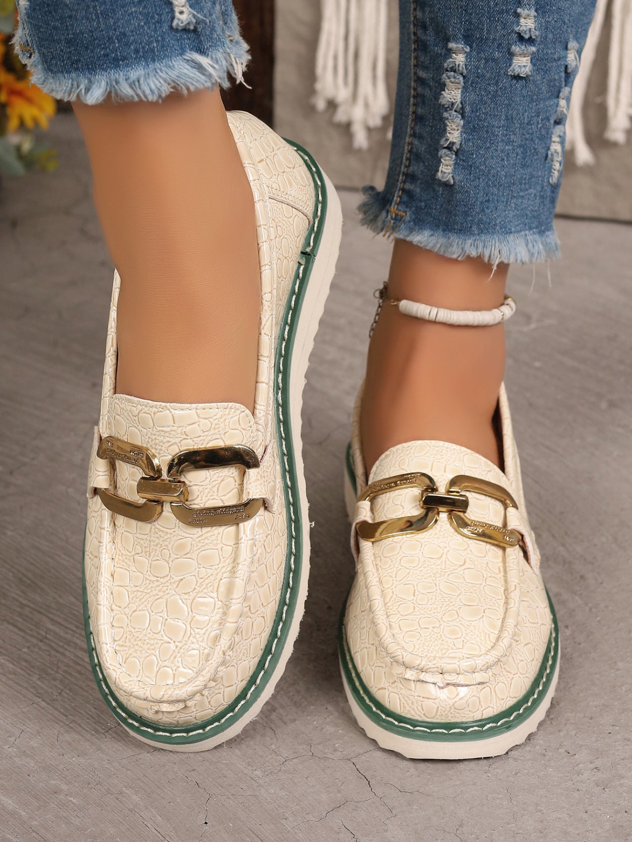 Fashion Decorative Buckle Slip-on Shoes Female Platform Casual Shoes