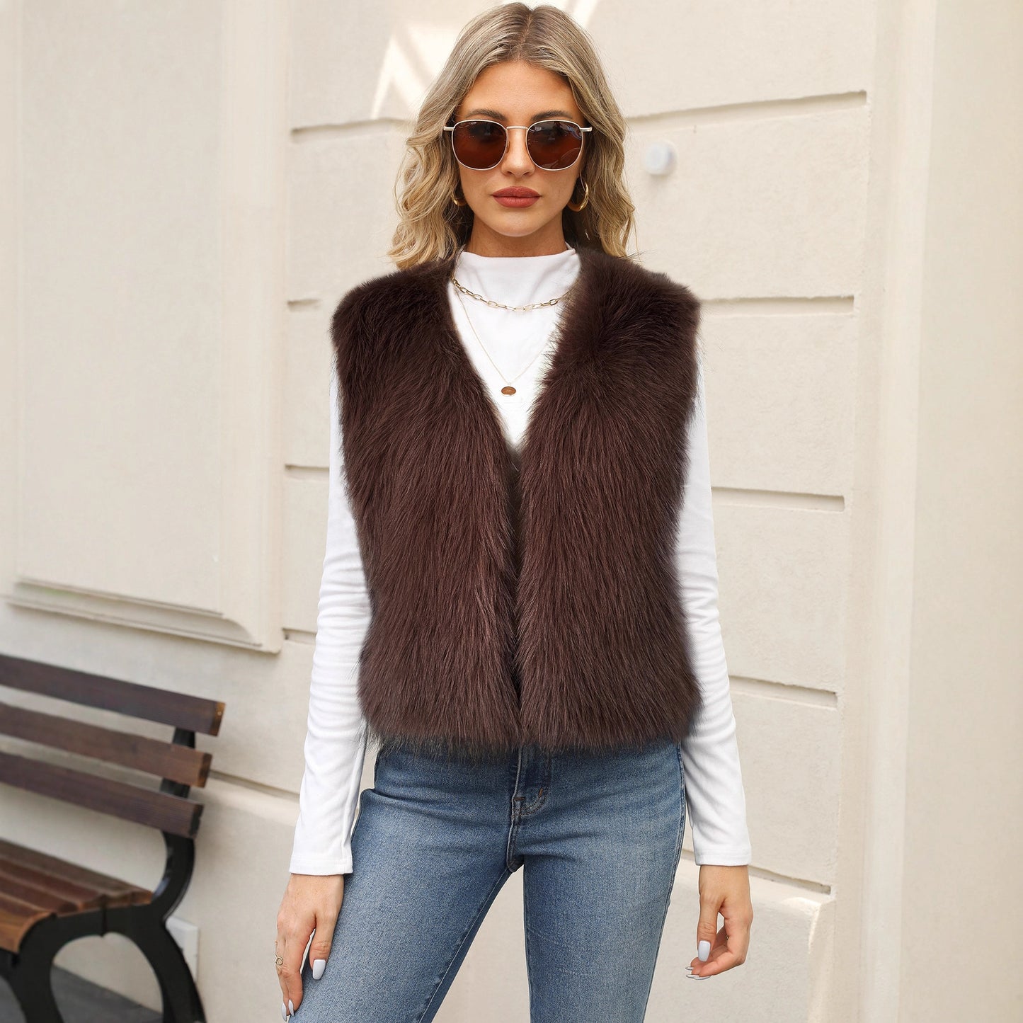 Eco-friendly Faux Fur Vest For Men And Women From Europe And The US