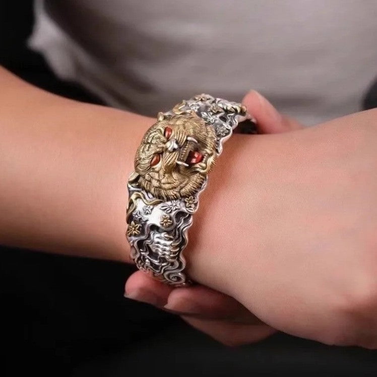 Bold Trendy Chinese-style Tiger-head Bracelet With A Distinctive Commanding Vibe