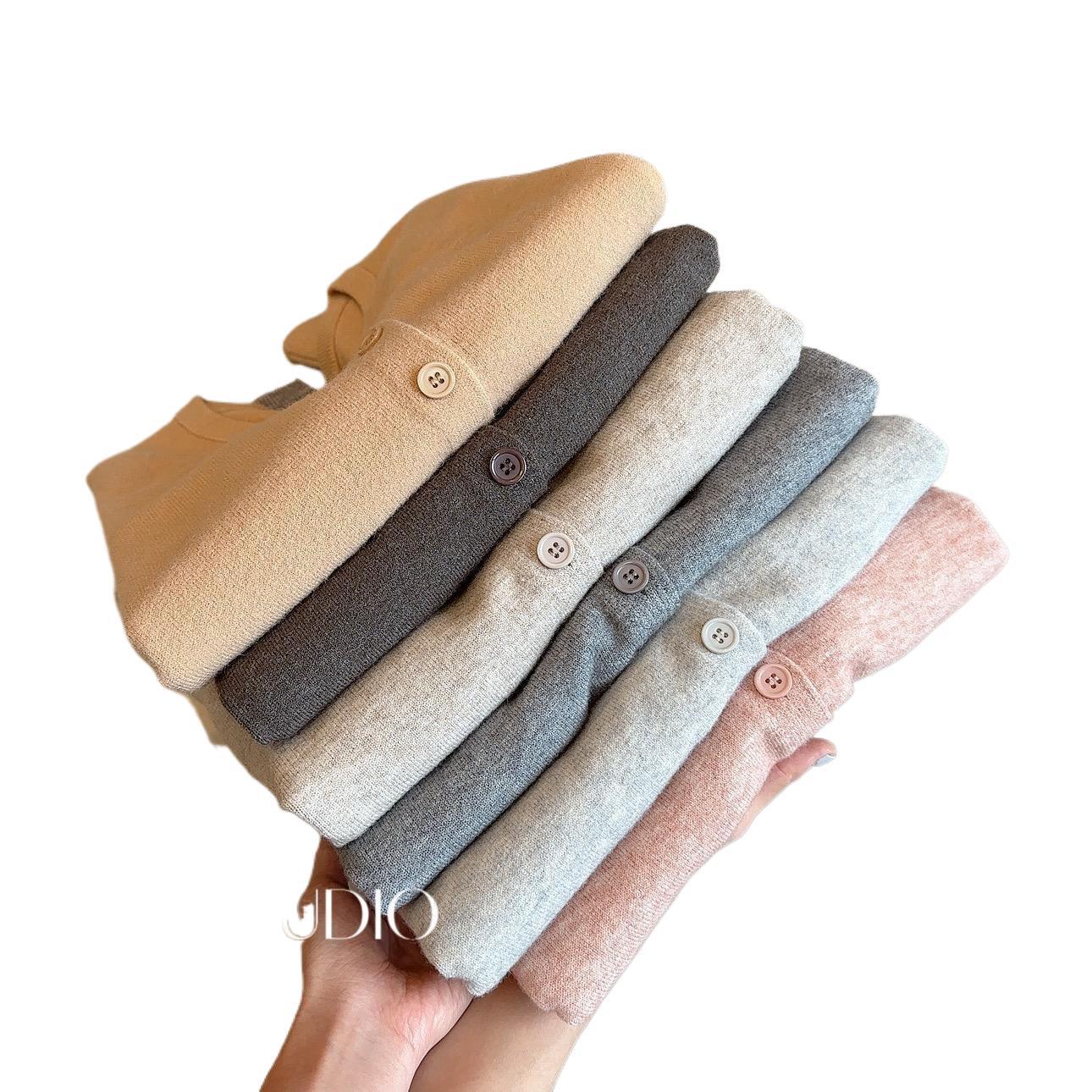 College Style Knitted Cardigan Thin Wool Sweater