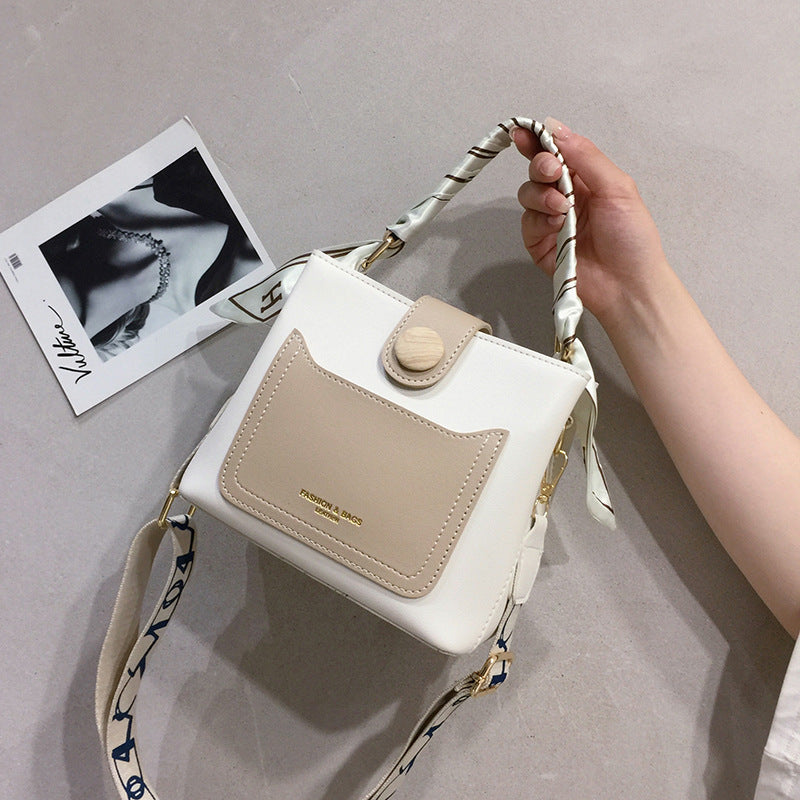 Small  Bag Female Bag New Ins Messenger Bag Tide Hit Color