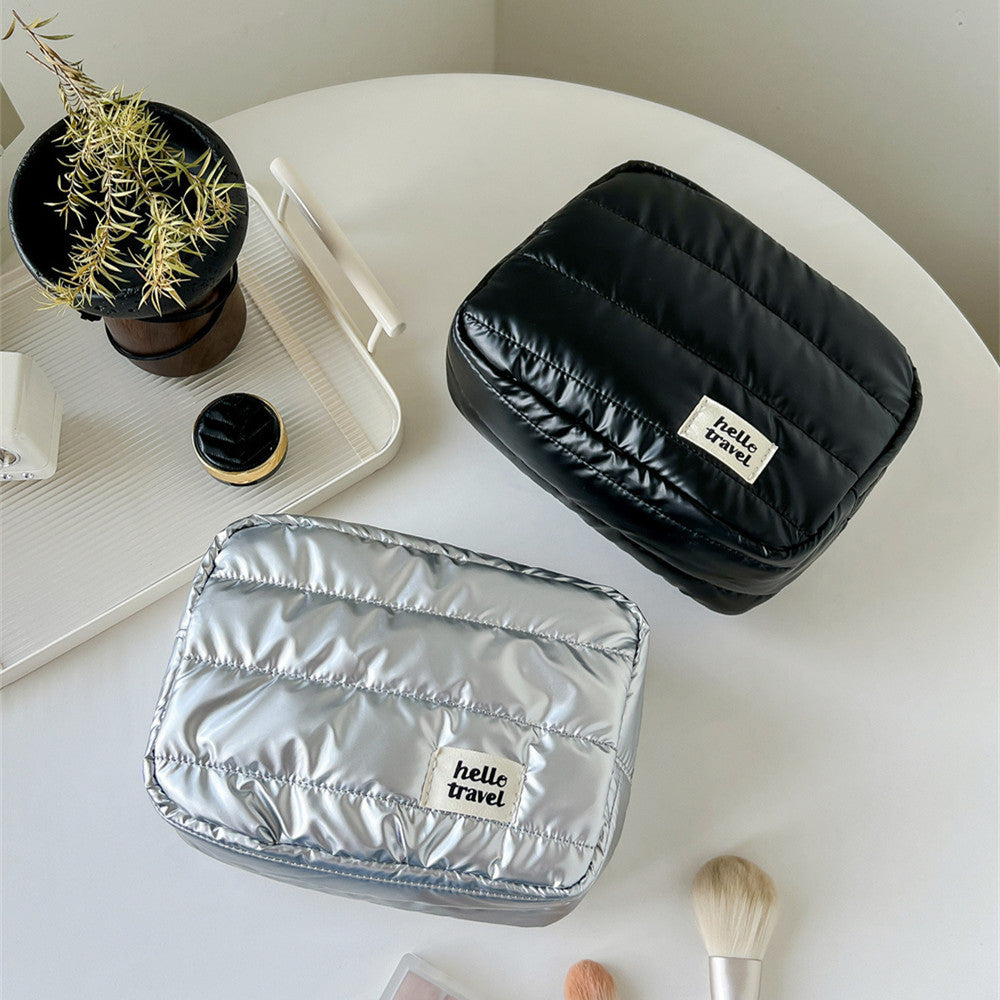 Sleek Medium-Sized Makeup Bag With Subtle Pearl FinishElegant And Spacious