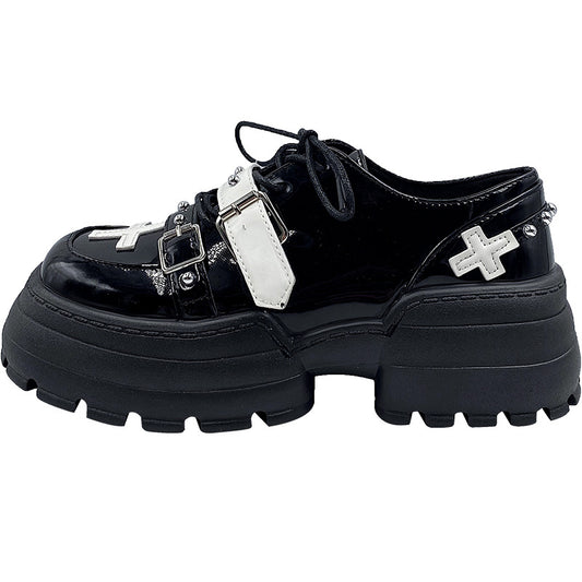 Personalized Small Leather Shoes Design Sense Black And White Leather Surface