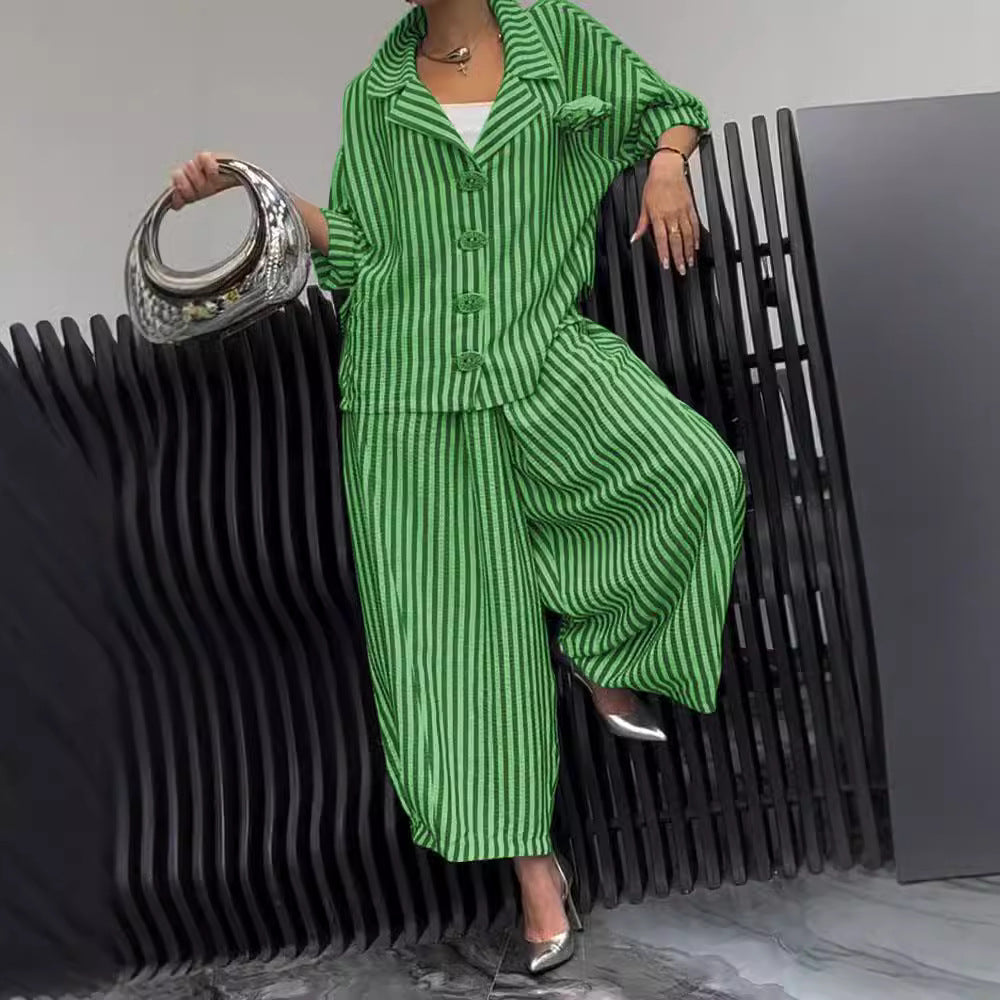 A Casual Set Of Loose Flower-striped Blazer With A Commuting Style