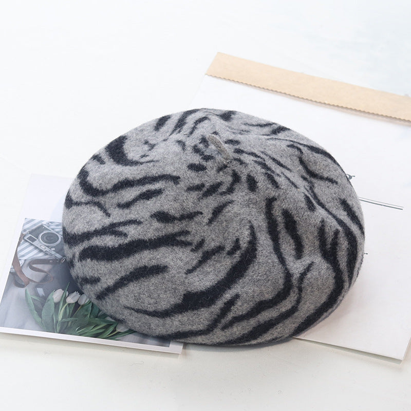 Women's Fashion Versatile Striped Jacquard Beret