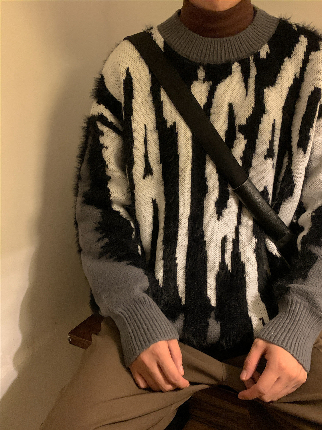 Splice Knit Thickened Crew Neck Loose Pullover Sweater