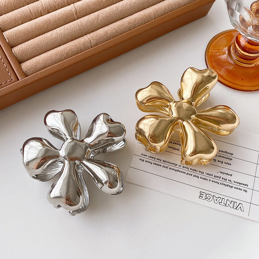 Flower Hair Clip Retro Feeling Back Head