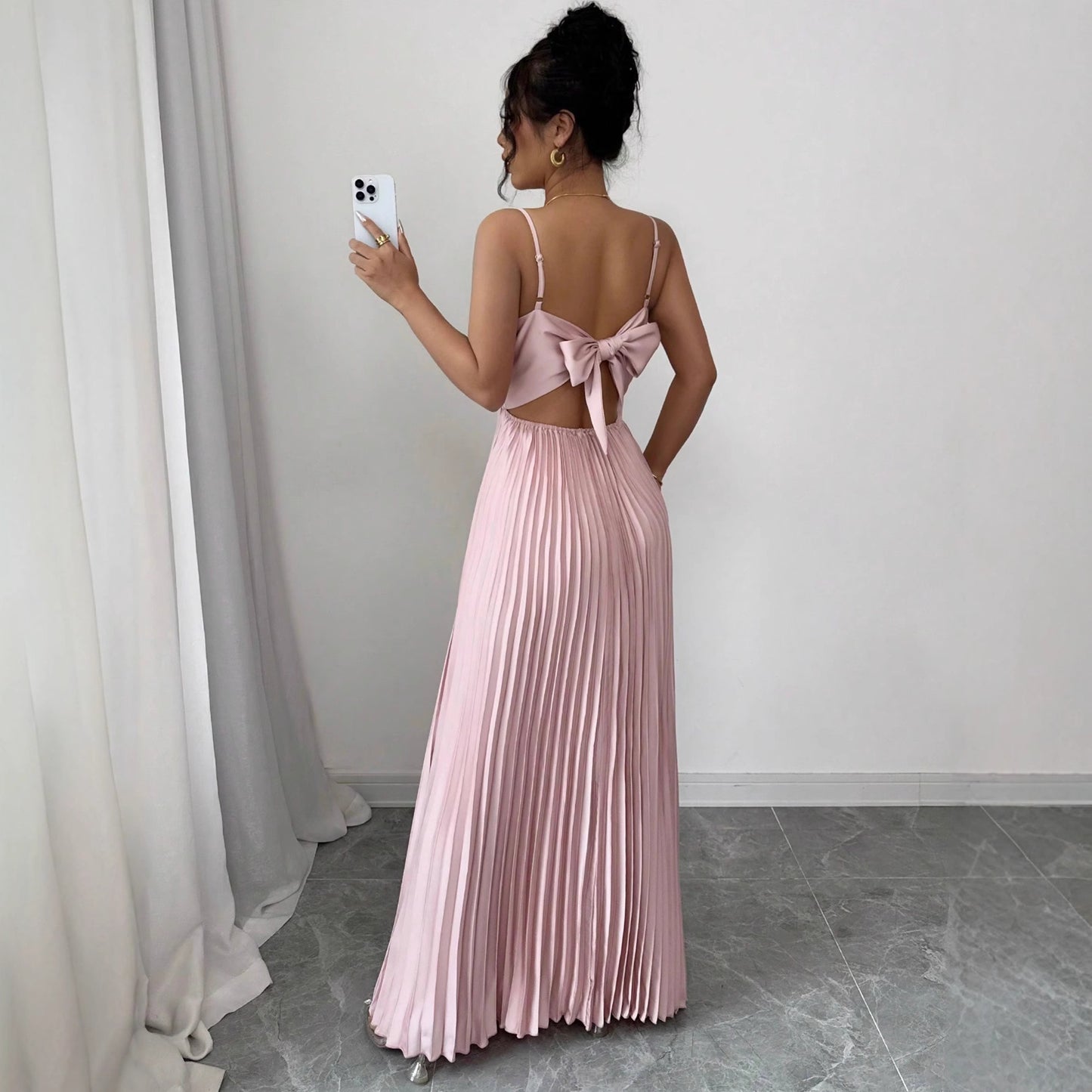 Fashionable Minimalist And Slim Fit Womens Dress