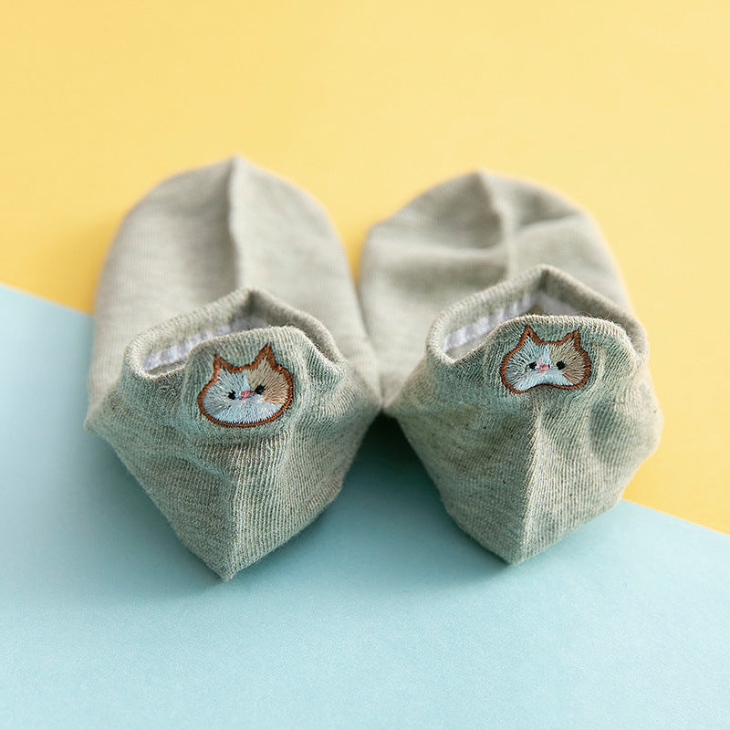 New Cotton Embroidery Cartoon Cat Shallow Mouth Ladies Socks