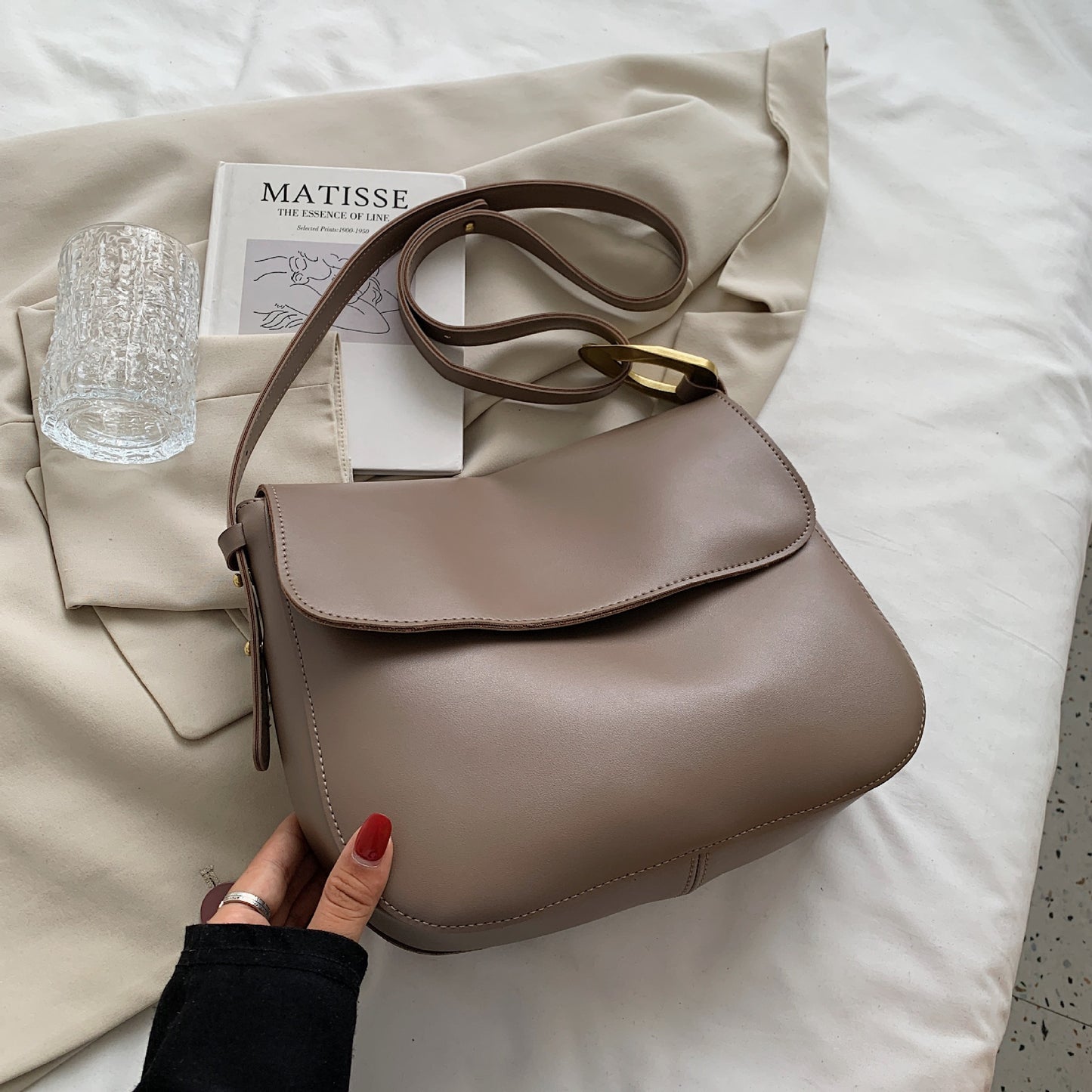 Women's Retro All-match Messenger Bag Commuter Briefcase