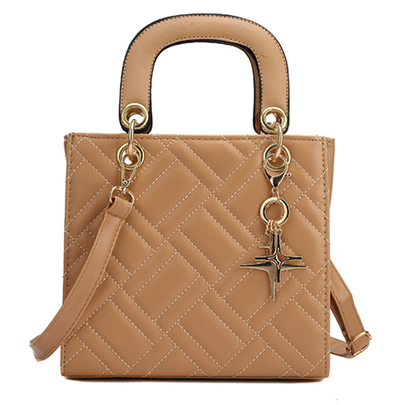 Manufacturer Wholesale Women's Bags New Women's Shoulder Bag XINGX Pendant All-matching Diamond Small Bag Women's
