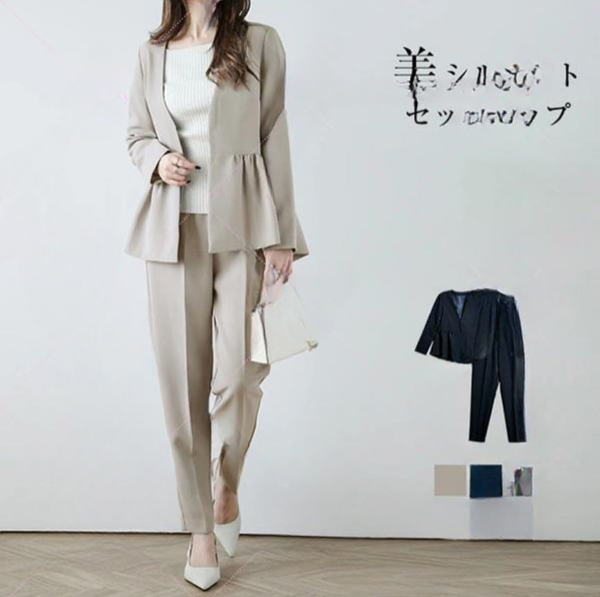 Fashionable Ruffle-Trimmed Suit With A Collarless Blazer And Long Sleeves