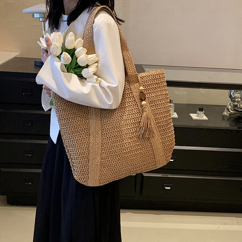 Fashion Shoulder Paper String Straw Mahogany Pendant Casual Beach Women's Bag