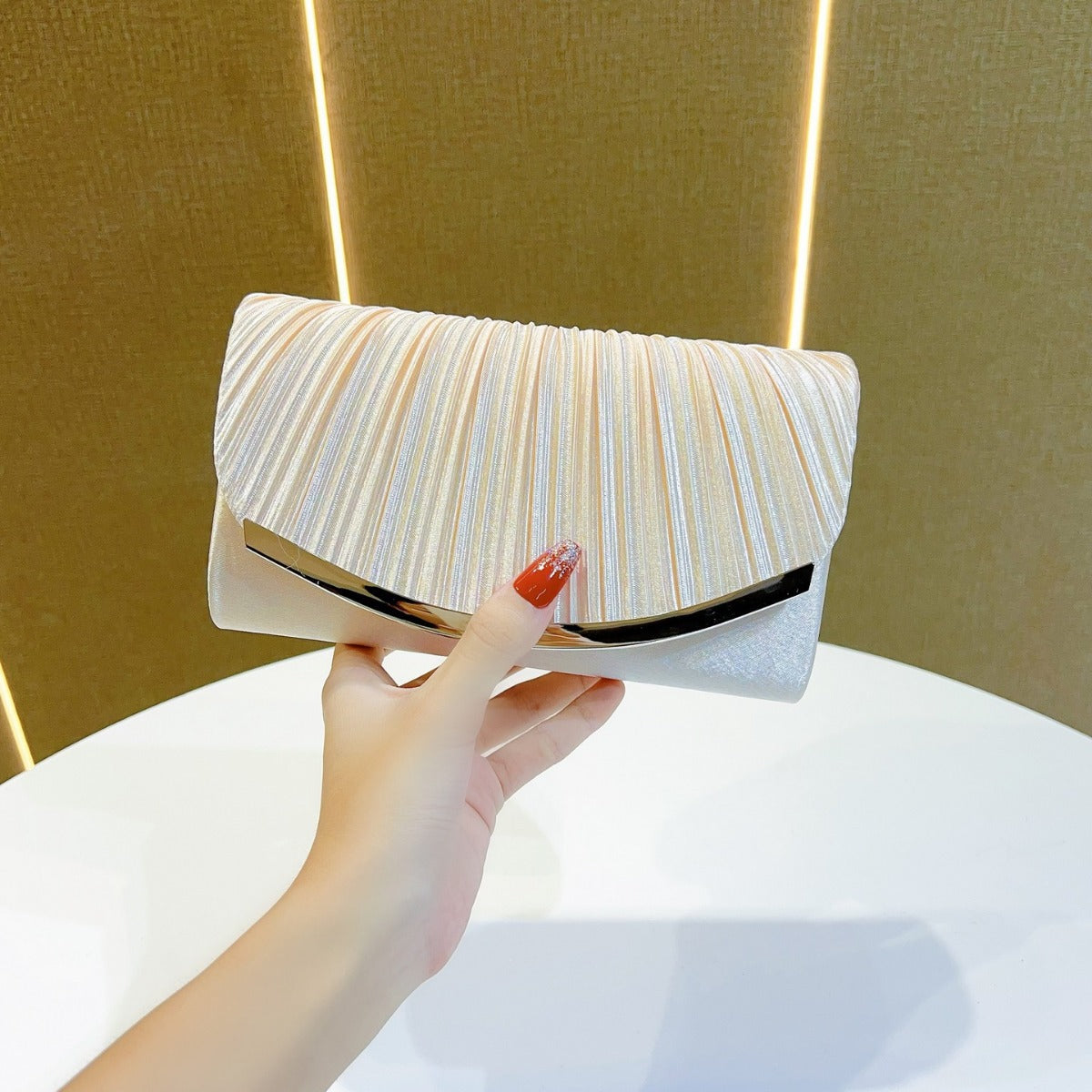 Banquet Clutch Crossbody Women's Chain Bag