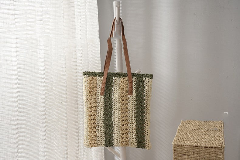 Woven Stripe Straw Bag Is Fashionable And Simple
