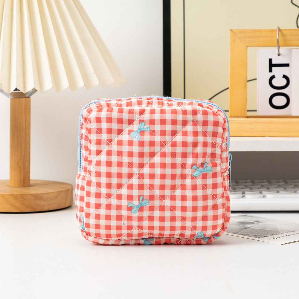 Love Toiletry Traveling Cosmetic Bag