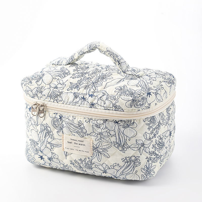 Small Floral Storage Portable Cosmetic Bag Large Capacity