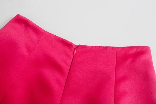 Small Number Of High-waist Pleated Decorative Casual Shorts