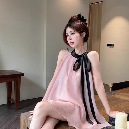 French-style Loose-fit Tie-up Halter Dress