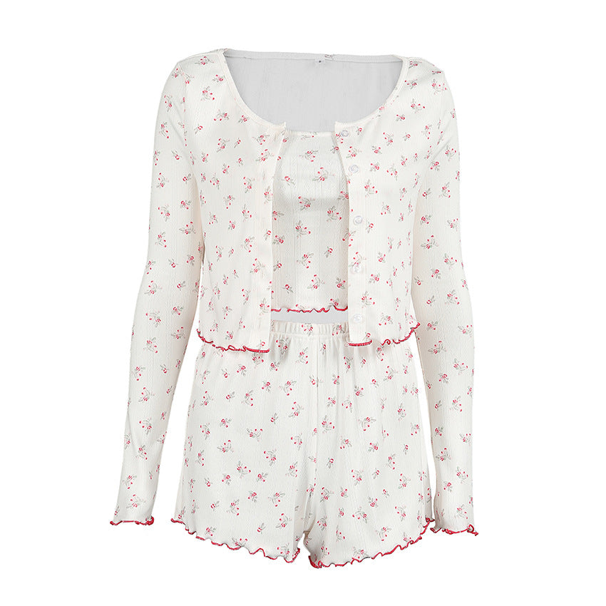 Long-sleeve Undershirts And Shorts Plus A Set Of Printed Three-piece Pajamas