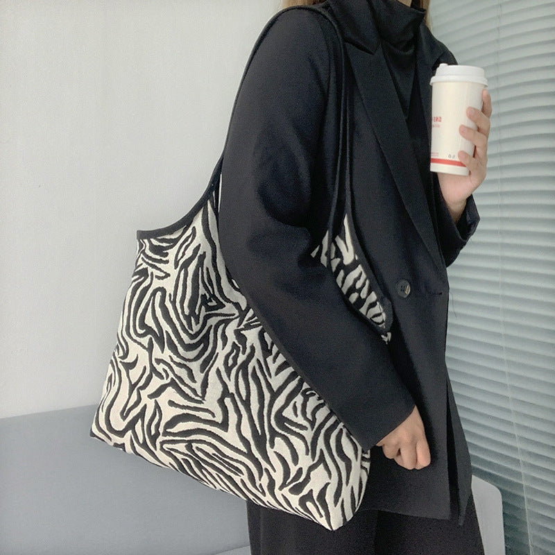 Women's Fashion Large Capacity Undershirt Zebra Print Canvas Bag