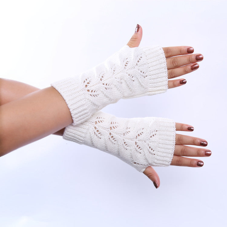European And American New Twist Hollow Half Finger Ladies Gloves