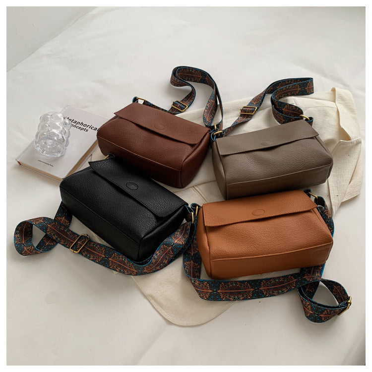 Retro Broadband Crossbody For Women's Minimalist Small Square Bag