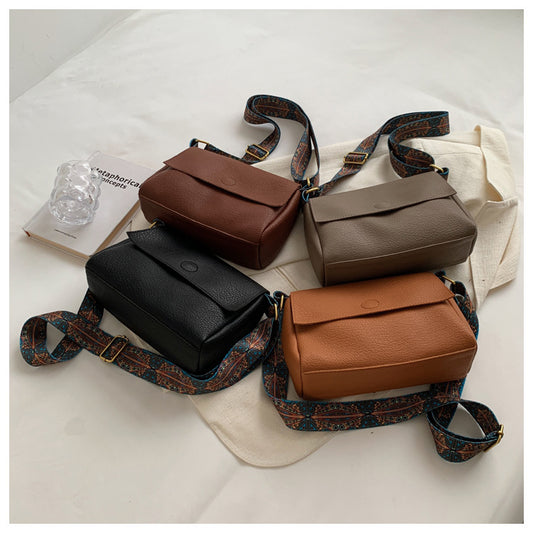 Retro Broadband Crossbody For Women's Minimalist Small Square Bag