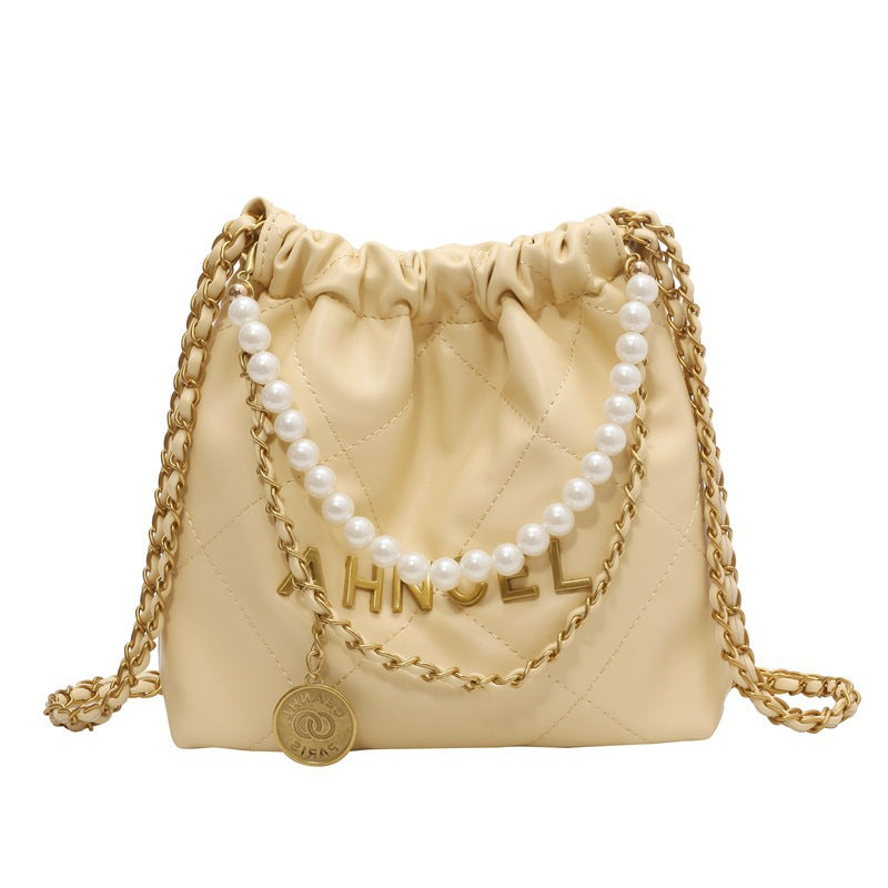 Women's Diamond Chain Messenger Bag Pearl