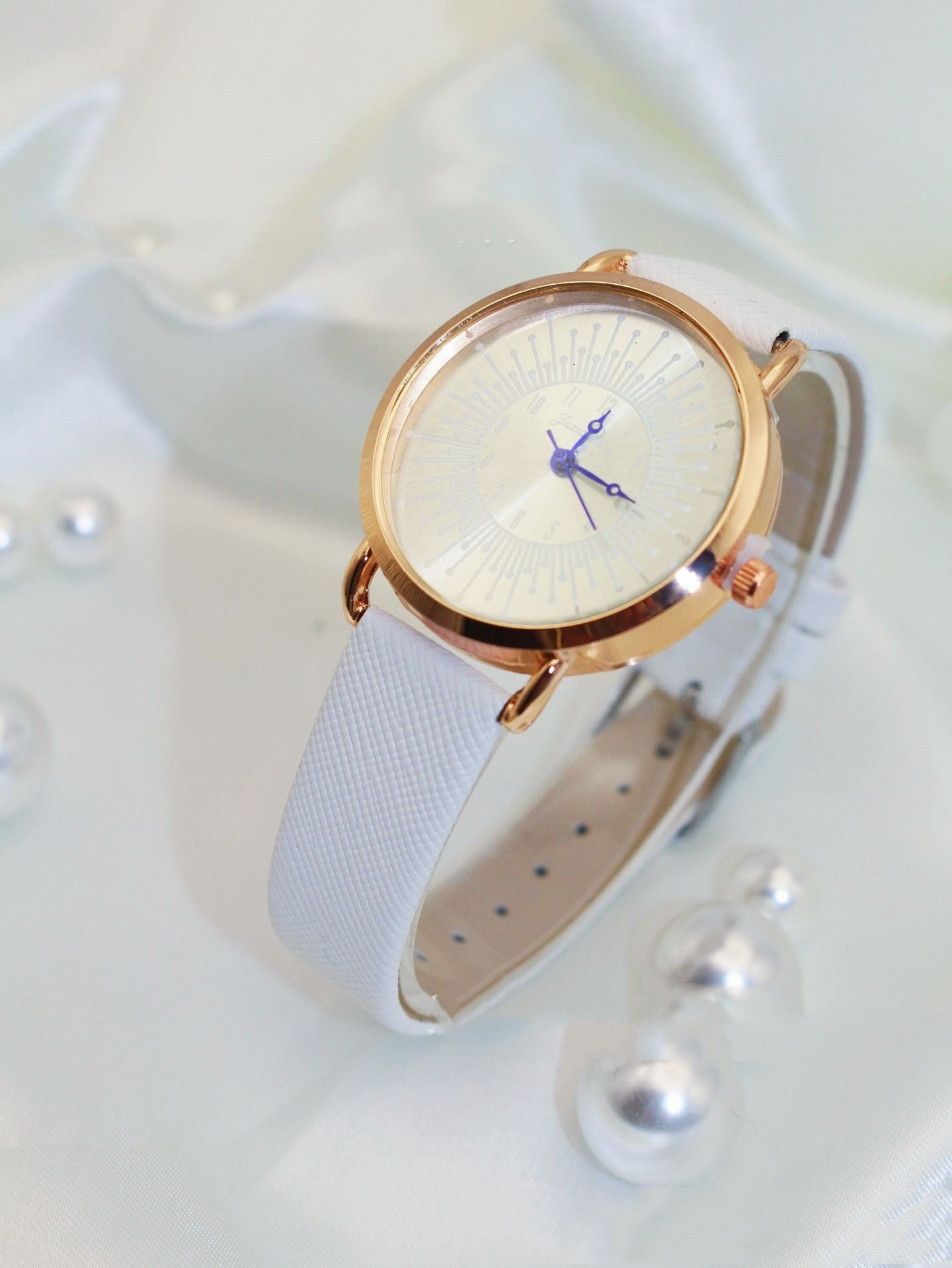 Women's Belt Quartz Watch