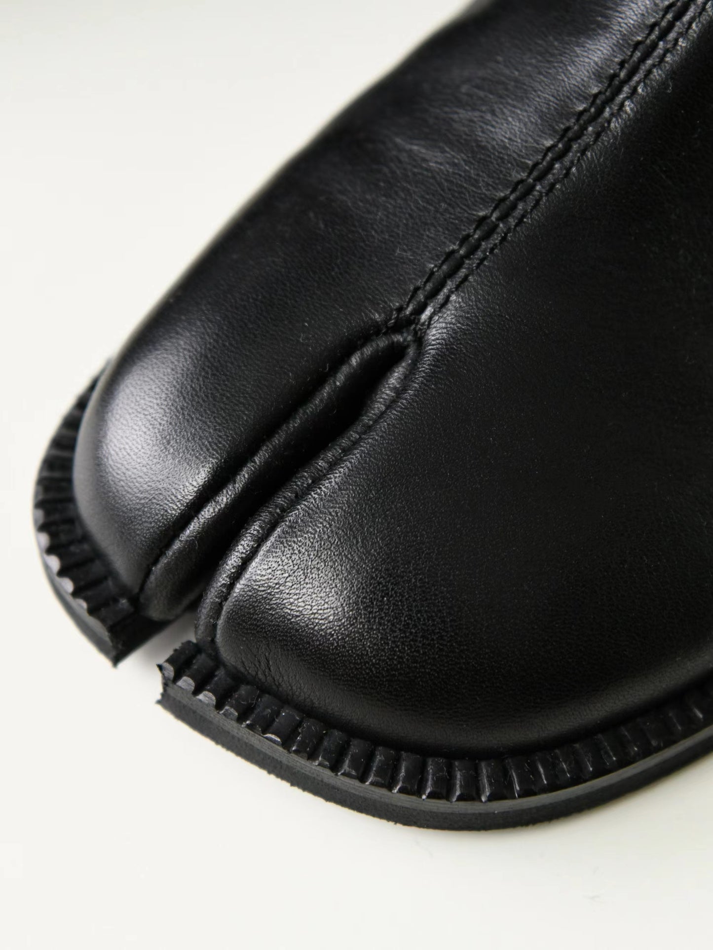 Women's Flat Bottom Fashion Pig's Feet Shoes