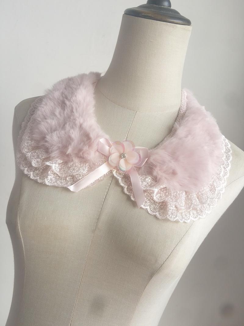 Versatile Lace With Lace And Cute Fur Collar
