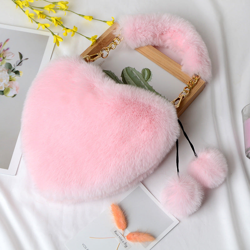 Women's Heart-shaped Plush Peach Heart Artificial Wool Handbag