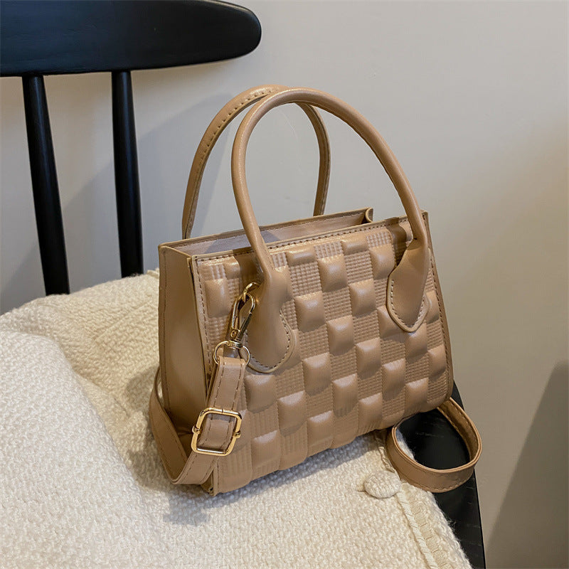 Western Style Small Square Bag Elegant Retro Fashion Shoulder Crossbody
