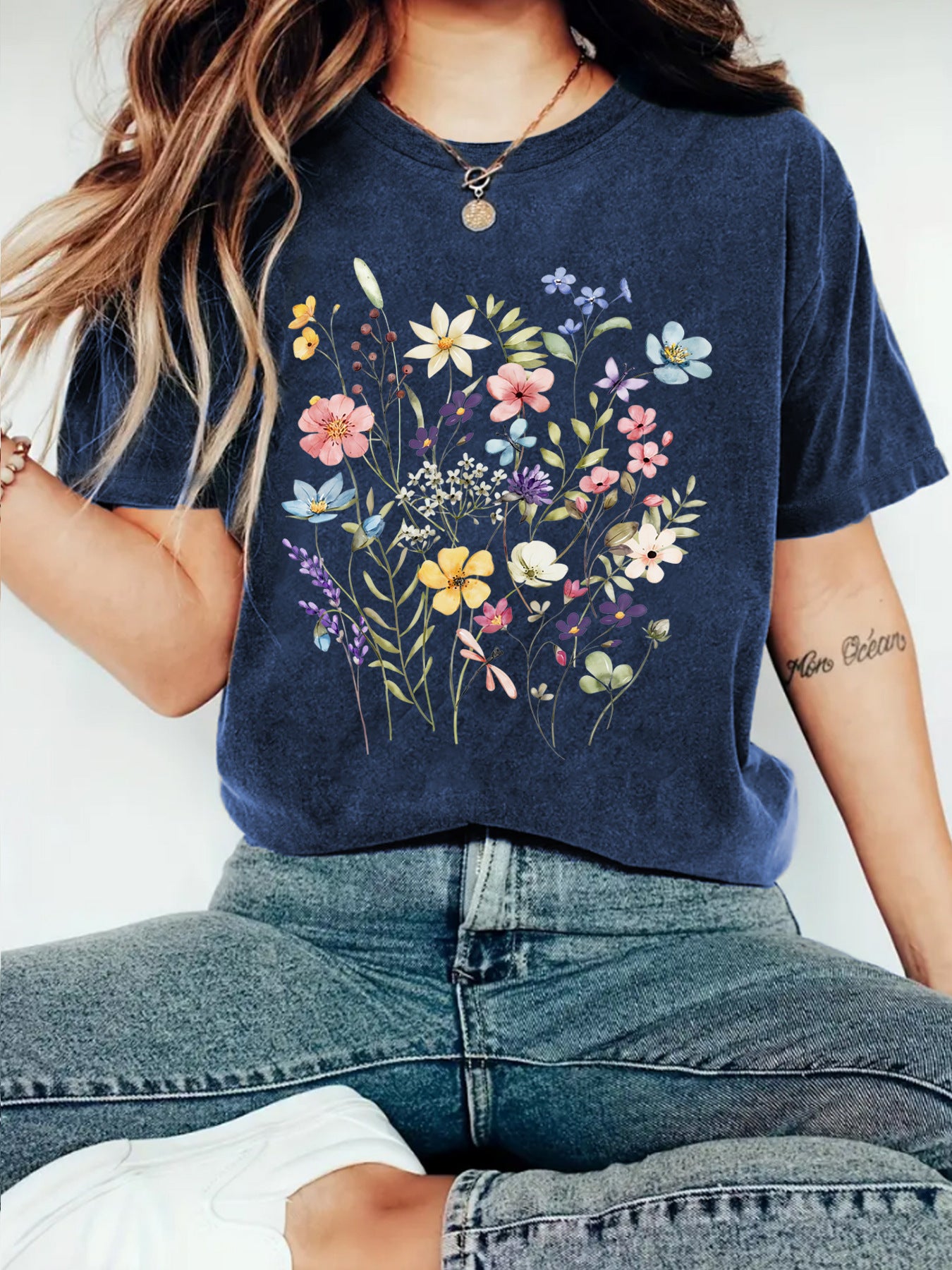 Elegant T-shirt With Floral Print, Women's Short-sleeve