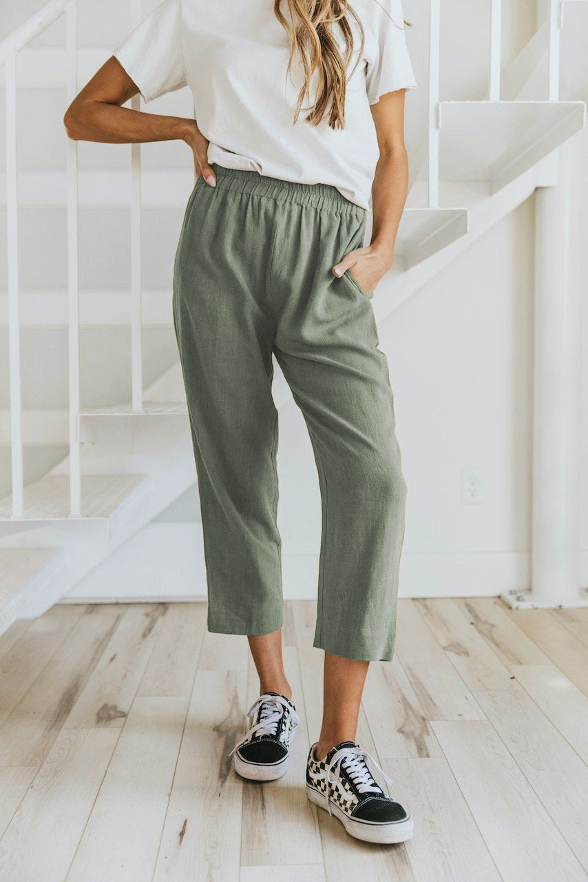 Solid Color Casual Elasticated High-waist Cropped Trousers