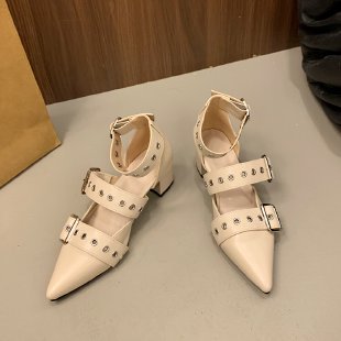 Retro Plus Size Fashion Pointed Toe Belt Buckle Women's Shoes