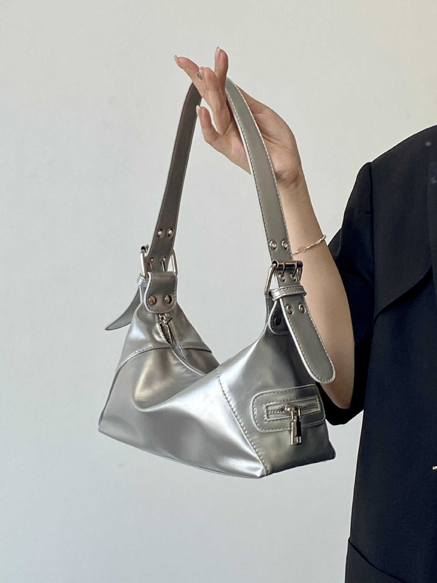 Special-interest Design New Underarm One Shoulder Hand-carrying Small Bag