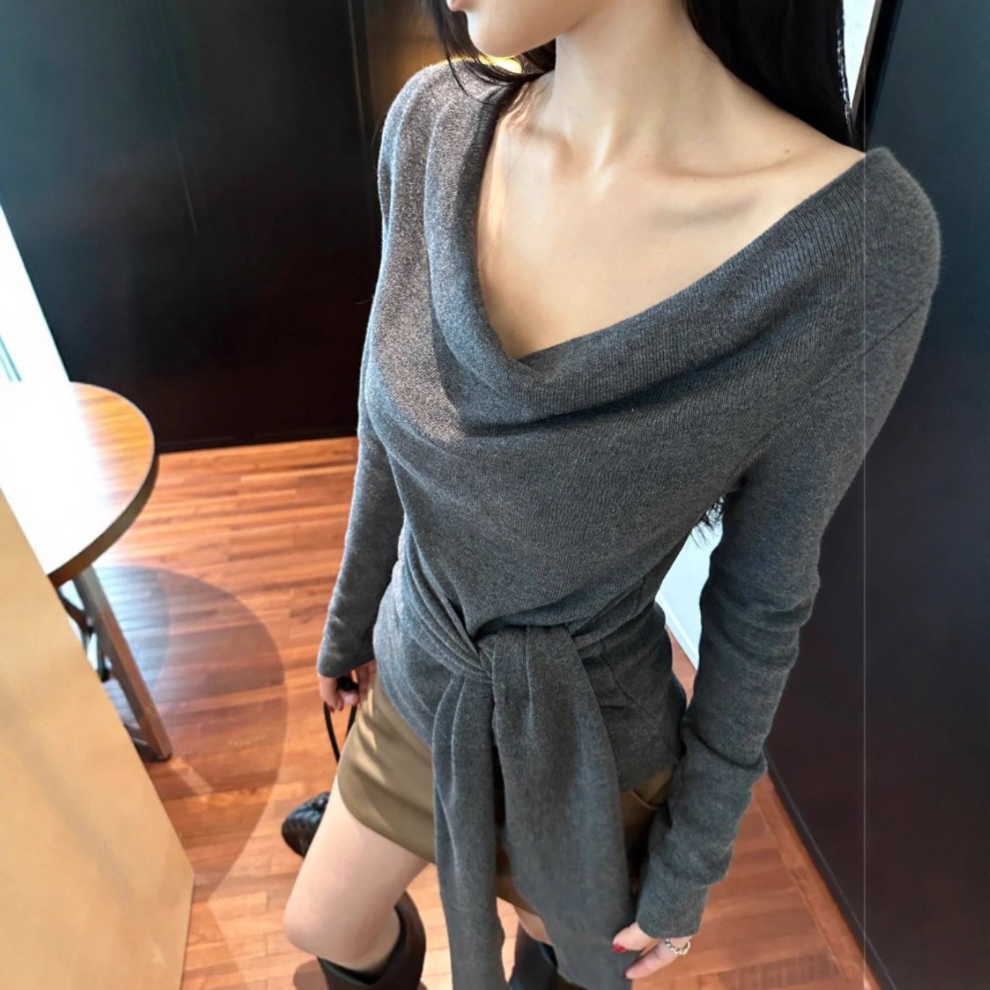 Women's Shoulder Waist Trimming Knitted Long Sleeve