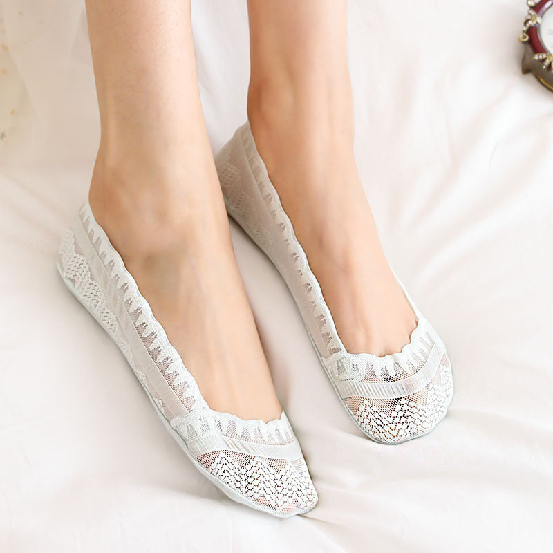 Women's Non-Slip Silicone Cotton Bottom Lace Boat Socks