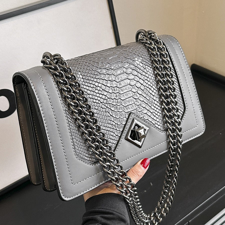 Fashion Snakeskin Pattern Single Crossbody Retro Wine God Shoulder Bag