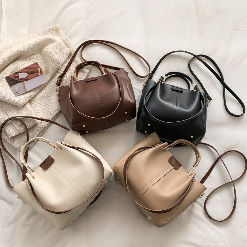 Trendy Special-interest Design Shoulder Messenger Retro Handbag For Women