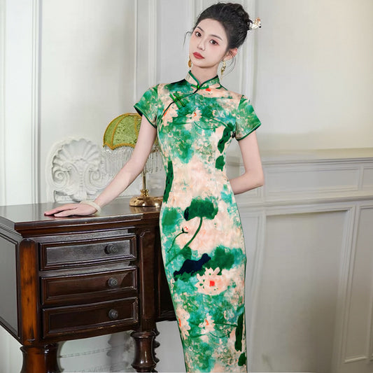 Elegant Modernized Cheongsam For Everyday Wear In A Traditional Chinese Style